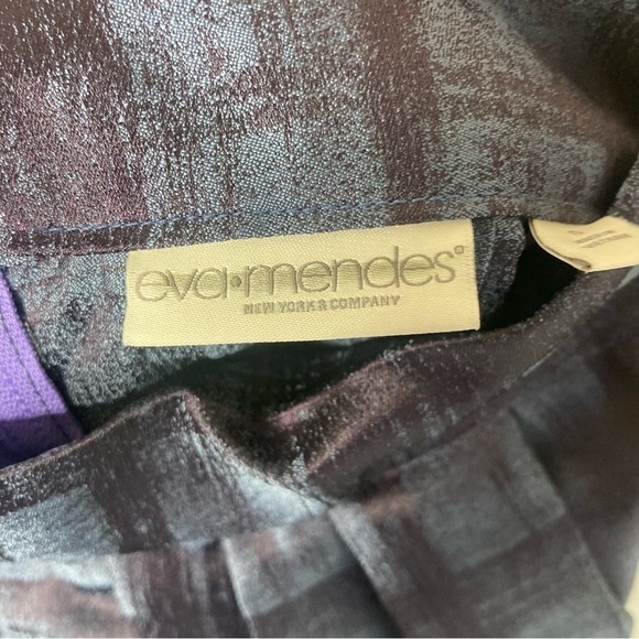 Eva Mendes for New York and Company Size 0 Pleated A-Line Skirt - Picture 5 of 8